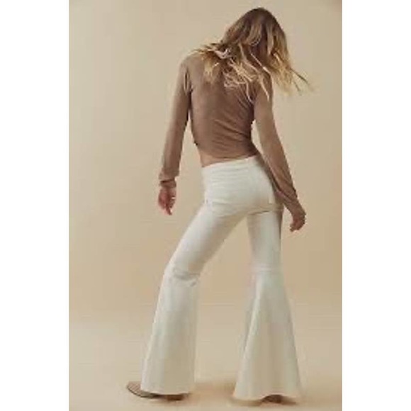 Free People Just Float On White Bellbottoms  NWT Size 30 - Picture 4 of 7